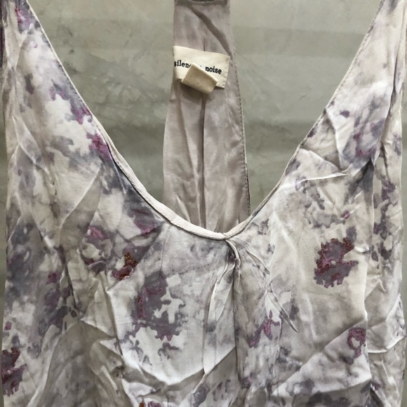 Silence + Noise Flowy Printed Dress - Picture 3 of 5